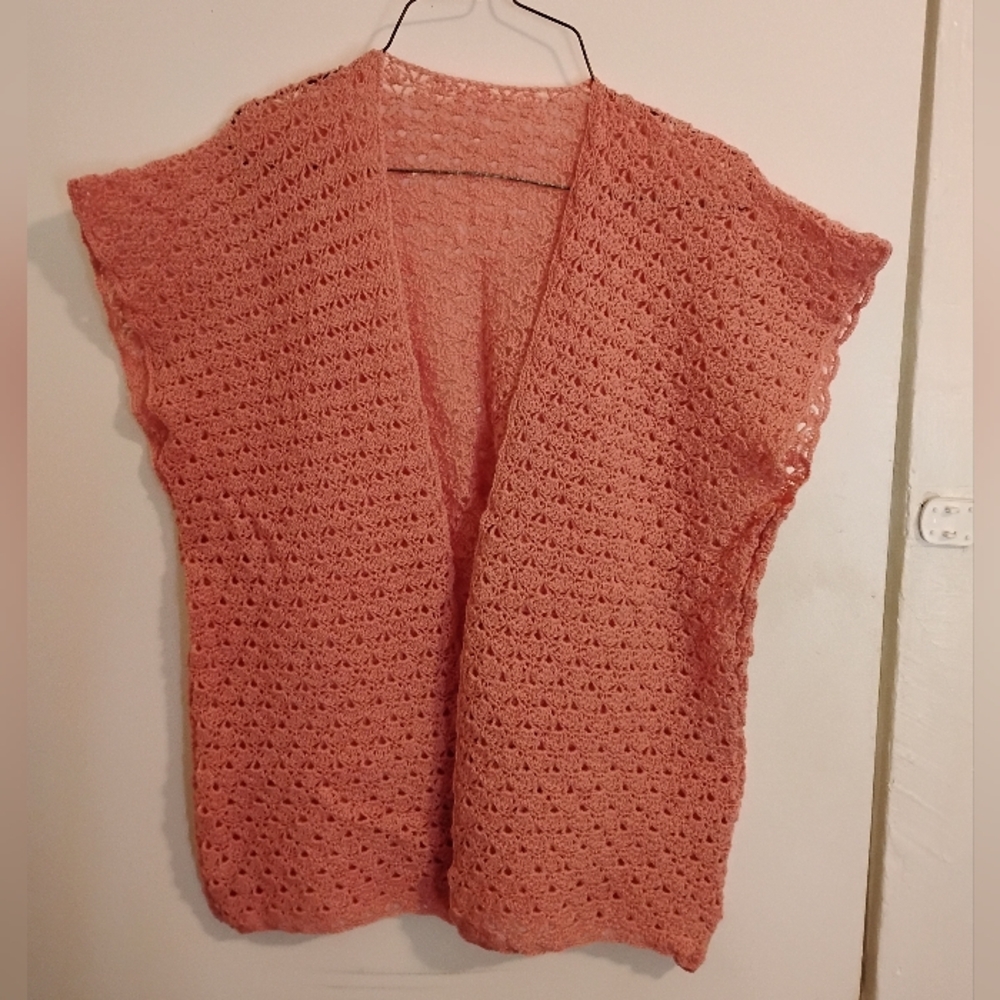 New Handmade Crochet Pink Wool Women's Size Medium Duster